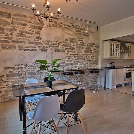 Dream Stay - Old Town Church View Apartment With Sauna Tallinn Luaran gambar